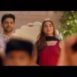Anupam Kher Instagram - A love story that’s as sweet as candy, with a twist of Sirfira Majnu’s antics and Beautiful Laila’s charm 🤩🤩 Join them on a rollercoaster ride of emotions, drama and whole lot of fun! #KKHJTeaser Out Now #KuchKhattaaHoJaay in cinemas on 16th February,2024! Jai Ho! 😍❤️ @kuchkhattaahojaay @gururandhawa @saieemmanjrekar @ilaarun @atul_srivastava31 @iamparitoshtripathi @actorpareshganatra @tseries.official @amit.bhatia22 @machfilmsofficial @ashokdirector @laveenabhatia2 @machconferences @aditbhatia03 Mumbai - मुंबई