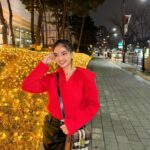Anushka Sen Instagram - 01/01/24 🇰🇷🎀👨‍👩‍👧🫶 Seoul, Korea