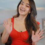 Anushka Sen Instagram - The fiery bowl packed with delicious flavour is here! MAGGI heard my request! The All-New MAGGI KOREAN NOODLES is just soo amazing that I could not stop myself from finishing the bowl. Try it Now, Thank me later!🫰🏼 #MAGGIKorean #MAGGIKoreanKraze #FirebhiDesireBhi #MAGGI #MAGGIE #Ad