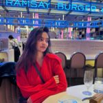 Anushka Sen Instagram - 01/01/24 🇰🇷🎀👨‍👩‍👧🫶 Seoul, Korea