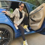 Anushka Sen Instagram - Shoecam 😉 #onitsukatiger #onitsukatigerindia @onitsukatigerindia