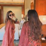Anushka Sen Instagram - Delhi 🤍✈️✨ . Wearing @jaipuriadaah Delhi, India