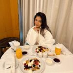 Anushka Sen Instagram - Dubai dayz 🦦