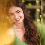 Anushka Sen Instagram - 🎄 . 📸 @sujeetmahto