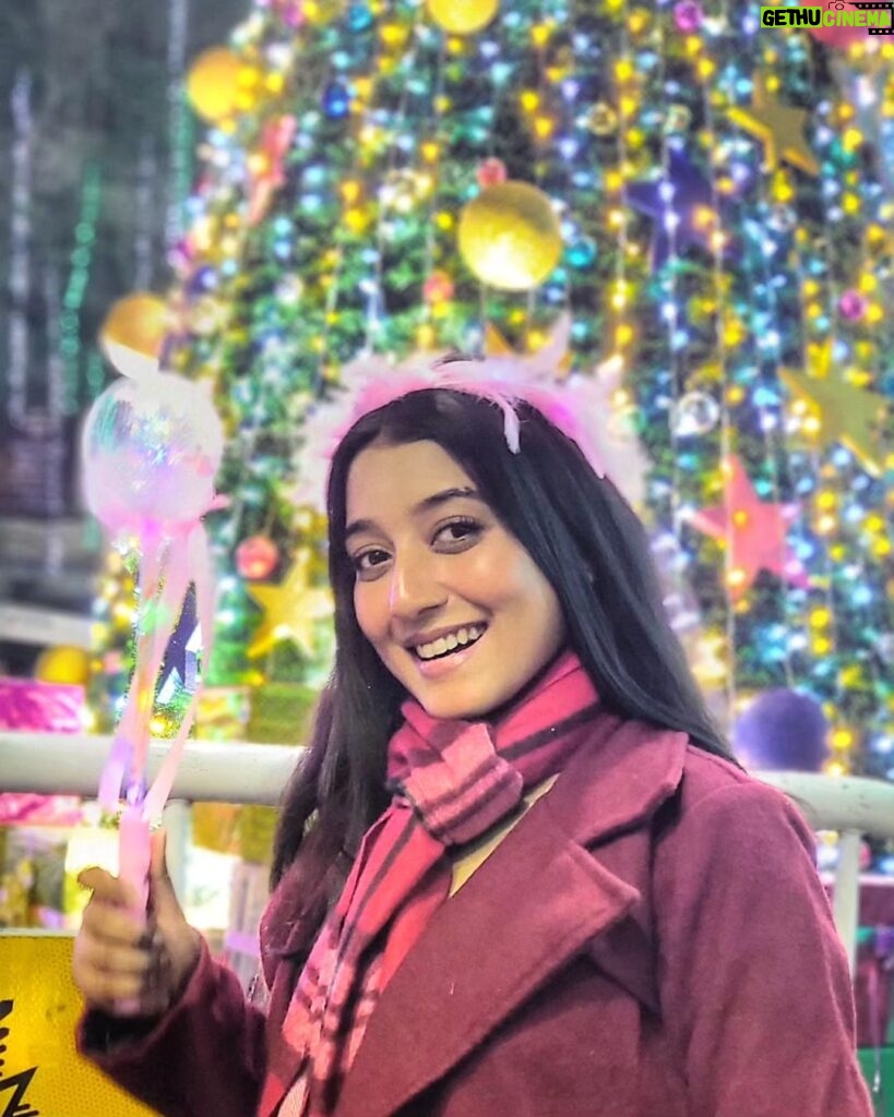 Aratrika Maity Instagram - Merry Christmas! ❤️