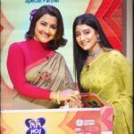 Aratrika Maity Instagram - ছোটোবেলার সেই গান সাথে @rachnabanerjee 🙏❤️🥰