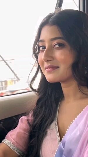 Aratrika Maity Instagram - 🙈
💃@goindrilaofficial
💄@withlovesuranjan
#reelitfeelit #trending