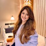 Arishfa Khan Instagram - Dreamer☁️💛