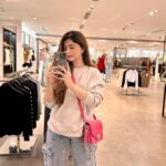 Arishfa Khan Instagram - Album: recent 🦦🩷 Enjoying the little things in life! #photodump