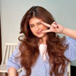 Arishfa Khan Instagram - There is only one you, embrace it🦋🤍❄️💎 📸: @arshinaz138 Next youtube video kya chaiye aap sabko? 🫶🏻