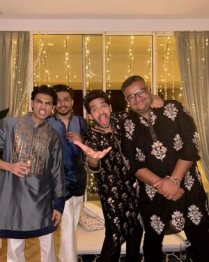 Armaan Malik Instagram - happy wali diwali 🥰❤️🪔✨