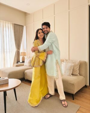 Armaan Malik Instagram - happy wali diwali 🥰❤️🪔✨