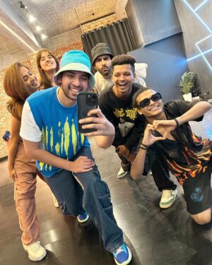 Armaan Malik Instagram - life lately ✨🥰🕺🏻❤️🙏🏻