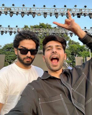 Armaan Malik Instagram - life lately ✨🥰🕺🏻❤️🙏🏻