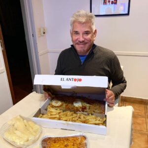 Arnaldo André Instagram - La mejor milanesa de Buenos Aires, acompañándome esta noche.Chipa’ guazu y mandioca para darle un toque paraguayo . Gracias @el_antojook