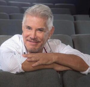 Arnaldo André Instagram - Espero verte este viernes en Cnel Suárez y el sábado en Bahía Blanca! Divertite con El Enganche ! Junto a Paula Volpe y la dirección de Osbaldo Laport.