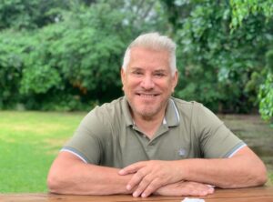 Arnaldo André Instagram - Disfrutando un domingo lluvioso en casa de mis amigos @oscarcolombo.oficial y @guillermoolivagerli