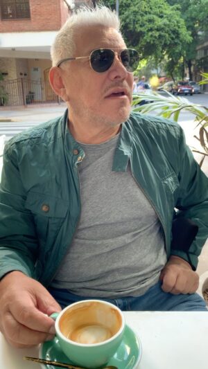 Arnaldo André Instagram - A divertirnos!!! Con Nunca Es Tarde. Verano 2022. Córdoba