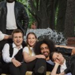 Arnaud Soly Instagram - Quand Club Soly se prend pour un sitcom des années 90 😂 L’épisode 1 de la saison 3 est disponible en ligne au @noovo.ca !