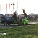 Arsha Aghdasi Instagram - My style in motor crash😄⭐️ I love my job ❤️. Dont forget helmet when you drive 🛴 😄. And fasten your seatbelts maybe you fly. —————— یکمی تصادف کنیم کیف کنیم.... یعنی من تصادف میکنم کیف میکنم. امید وارم همیشه سالم باشید و کلاه ایمنی و کمربند ایمنی فراموش نکنید و گرنه سوت میشید😎. #ارشا_اقدسی #arshastunt #arshaaghdasi #stuntlife #standupforstunts #kotigobba3 #bikecrashes #iranianstuntcoordinator