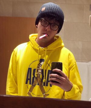 Asa Butterfield Instagram - Send me your energy.