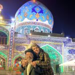 Asadollah Yekta Instagram - #اسدالله_یکتا همین فردا دست همو بگیرید برید وسط حیاط امام زاده صالح به هم بگید هر چی شد تا آخرش کنار همیم و دوتایی پاش وایسید... دلبر چهل و ششمین سالگرد اون امام زاده صالح با چند رو تاخیر مبارک جفتمون 🤍 ممنون از افسانه عزیز و حاج آقا بی آزار مهمان نواز @afsaneh20adel2 @ehsan_biazar_tehrani_ امام زاده صالح شمال تهران تجريش