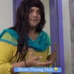 Ashish Chanchlani Instagram - Wishing you all a very happy holi from my mom She has some options for you😂😂 #HappyHoli #HoliReturns