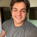 Ashish Chanchlani Instagram - Haan kisko purana ashish chahiye tha?