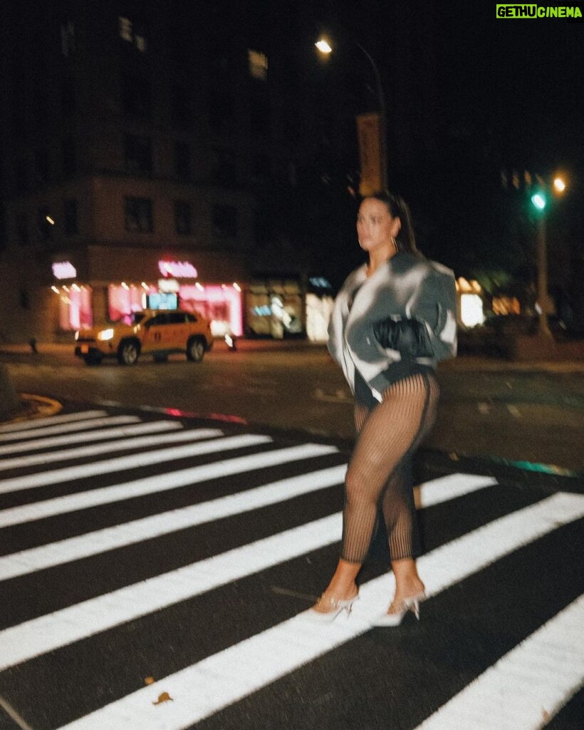 Ashley Graham Instagram - ya feel me? New York, New York