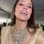 Ashley Graham Instagram - @ranveersingh told me to do it!!! 🤣🫶🏽🇮🇳 just looking like a wow India