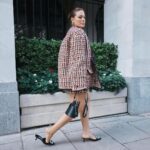 Ashley Graham Instagram - hello #EtroSaturno bag, nice to meet ya 🪐 @etro @marcodevincenzo