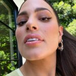 Ashley Graham Instagram - chin up buttercup