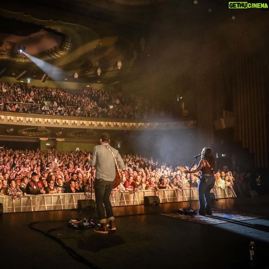 Ashley McBryde Instagram - London! You’re always so good to us! From the first note I ever sang to you, you’ve been behind us cheering us on. Last night was one of those shows we will talk about for a long time. Thank you for your magic! 📸 by @christiegoodwin and @aubreywisephoto Eventim Apollo
