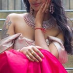Ashnaa Sasikaran Instagram - THEDINEN - releasing 25th August. Keep posted, can’t wait to share this with you🥺🫶🏽 Lyrics - @rasmiiram Production/mixing/mastering - @selojan_s Photo - @giant_reach_media Makeup and Hair - @rakshana_mua Jewellery- @vrddhiuk