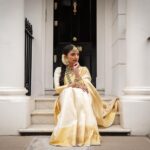 Ashnaa Sasikaran Instagram - AAROMALE Rebranding Shoot Shoot owner & Saree by @ranyasarees Mua @makeupbyeva Stylist @silksandstripes Model @ashnaa_ns Photography @concepts_bysugini Videography @yaalini.ilankumaran Jewellery @deeyajewellery Blouse @tailored_bylatha Creative brief @madebydiwani Planner @x_ajii_x Rolls-Royce @bee_wedding_cars