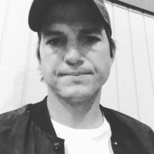 Ashton Kutcher Instagram - @Netflix may have stopped me from giving away a cow but how does a visit to the set of The Ranch sound? Head on over to @TheRanchNetflix Instagram to enter for a chance to win