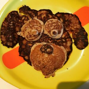 Ashton Kutcher Instagram - Was trying for a skye from #pawpatrol pancake. My daughter, “what’s this suppose to be?” #humbled