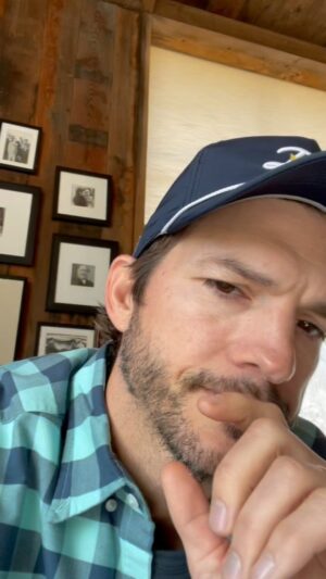 Ashton Kutcher Instagram - Think of a number and I’ll read your mind.
(BTW, there’s something special about your number…)
Wanna learn more about @acorns? Check out the link in my bio. #acorns #ad