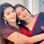 Ashvini Instagram - When 2 best friends fall for the same person❤️ Shake it Pushpavathi #kranthi #mattigajulu #viral #trending #inchu #incharajoshi #inchara #ahivini #muddulakshmi #katheyondushuruvagide #herione #newyearreels #kranthu #darshan #cute #shakeitpushpavati #instagram #instagood #instadaily #instareels❤️ #zarazara #rehnahaiteredilmai #maddy #madhavan #diamirza #bestfriendsforever Manchirevula