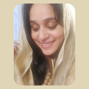 Aswathi Menon Instagram - “Our greatest glory is not in never falling, but in rising every time we fall.” Confucius

#lifeofanartist #aswathimenon