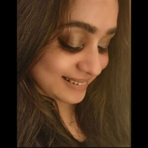 Aswathi Menon Instagram - So much to be thankful for...

#gratitude #lifeofanartist #aswathimenon