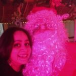 Aswathi Menon Instagram – A round of “Santa-Plause” please..🎅
Merry Christmas !

#hohoho #christmas2022 #allaboutlastnight #aswathimenon #lifeofanartist
