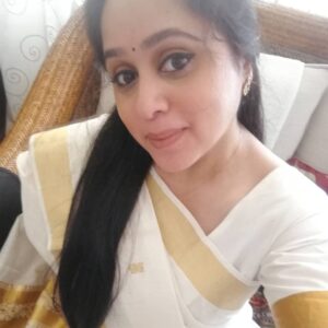 Aswathi Menon Instagram - 🏵️Happy Onam🏵️
. 
#onam2021
#lifeofanartist
#aswathimenon