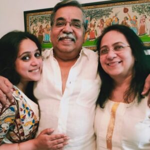 Aswathi Menon Instagram - #vishu2021 
#lifeline
❤️