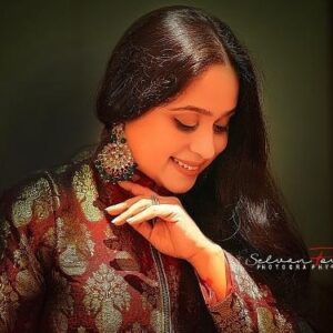 Aswathi Menon Instagram - #candidphotography #throwbackpic
Photography - @selvan_poyya_09947237819
#lifeofanartist #aswathimenon