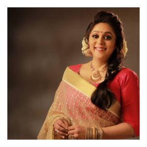Aswathi Menon Instagram - ❇️
.
.
Photography @mahadevan_thampi
Mua @vikas.vks.makeupartist
Hair @sudhiar.hairandmakeup
Styled @maalavikaah
.
. 
#photoshoot #fashionshoot #malayalamcinema #malayalamactress #malayalammovie #fabric #embroidery #instafashion #onam #saree #sareeblouse #lifeofanartist #aswathimenon
