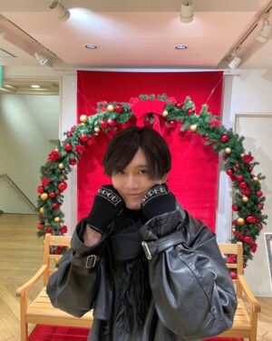 Atomu Mizuishi Instagram - ㋱㋷㋗㋷🎅🎄