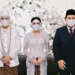 Atta Halilintar Instagram – Sejak 2014 sudah mengidolakan bapak..
Terima kasih pak sudah mau menjadi saksi nikah kami di thn 2021.. 
di thn 2024 ini Insya Allah bapak memimpin negri ini selanjutnya 😇🩵