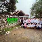 Atta Halilintar Instagram - 🥹Pesantren @ahhabinaumma + Masjid. Semua pembangunan & perbaikan hampir rampung 85 % 🖤 AULA, Tempat belajar, Masjid, Toilet, Tempat Mandi, Kelas2 tambahan dll. Tinggal pengeboran air dan toilet masjid. Semoga jadi tempat untuk anak2 santrii semangat belajarnya ya.. Besar harapan jadi bermanfaat buat agama, bangsa, negara 🇲🇨🖤 Tepat di hari Maulid nabi saw