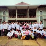 Atta Halilintar Instagram - 🥹Pesantren @ahhabinaumma + Masjid. Semua pembangunan & perbaikan hampir rampung 85 % 🖤 AULA, Tempat belajar, Masjid, Toilet, Tempat Mandi, Kelas2 tambahan dll. Tinggal pengeboran air dan toilet masjid. Semoga jadi tempat untuk anak2 santrii semangat belajarnya ya.. Besar harapan jadi bermanfaat buat agama, bangsa, negara 🇲🇨🖤 Tepat di hari Maulid nabi saw